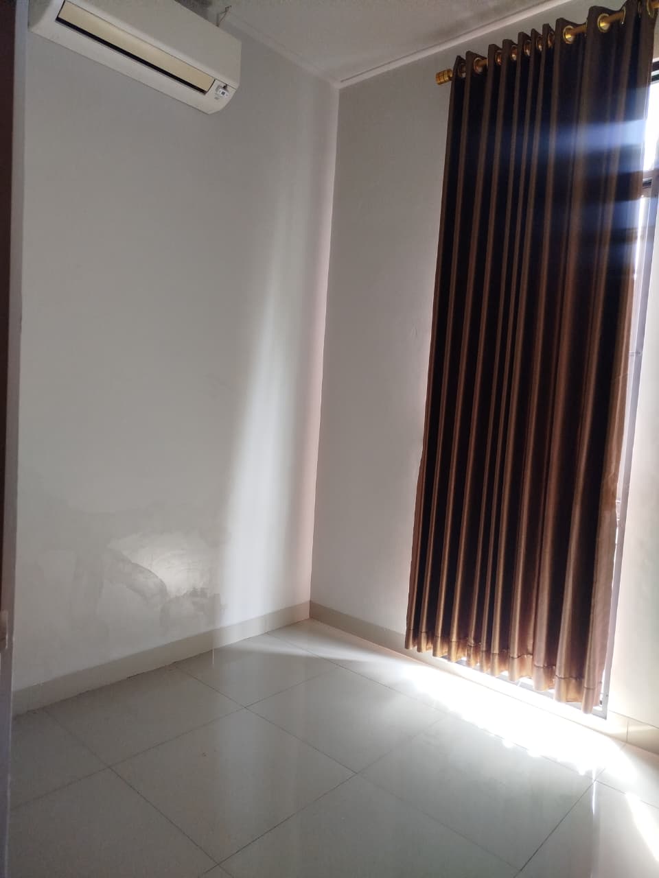 Disewakan Rumah di Summer Bliss Simpruk Lippo Cikarang